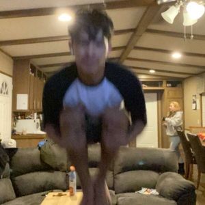 Meet your Posher, Diego